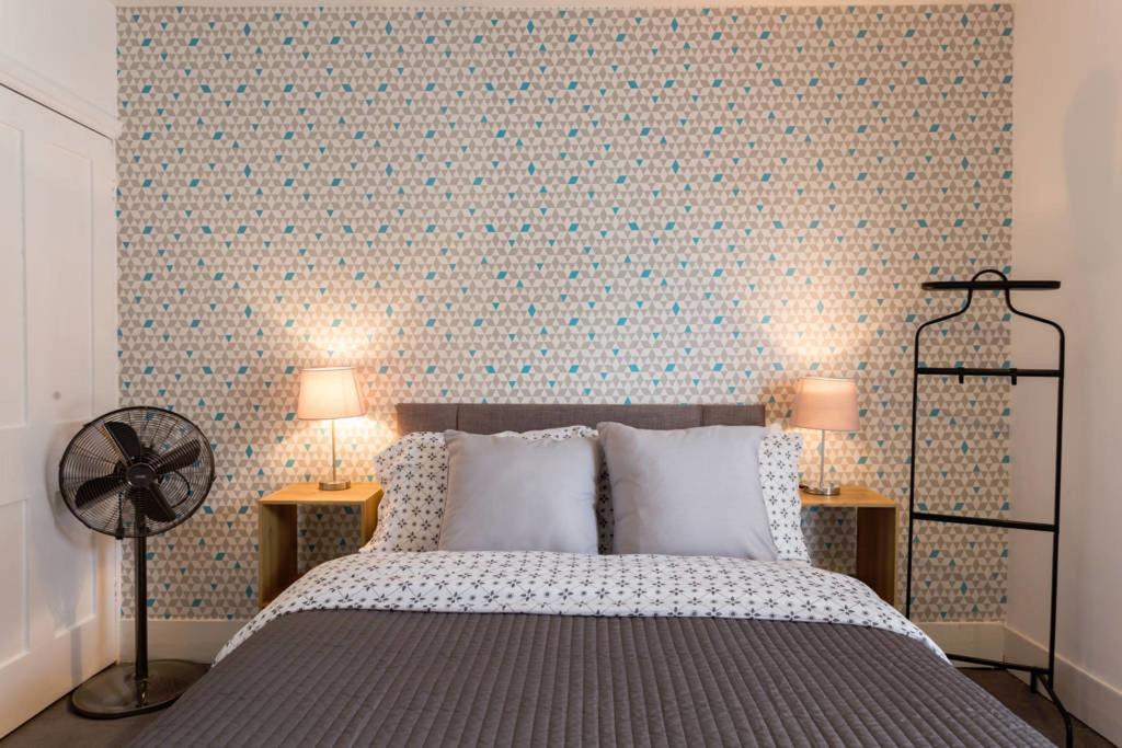 Ashton House - Stylish 2 Bedroom House, Close To Luton Town Center & Airport Extérieur photo